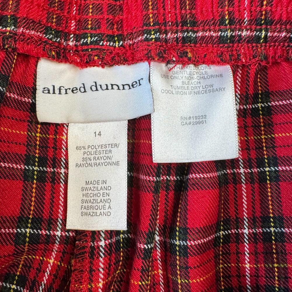 Alfred Dunner Pants Women 14 Red Plaid Pull On High Rise Tapered Elastic Waist - Picture 2 of 6